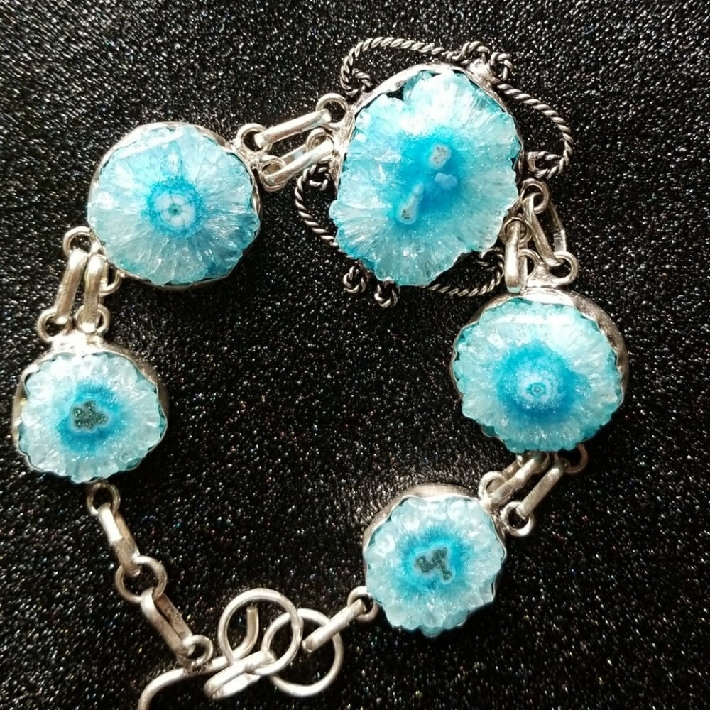 Gorgeous Solar quartz bracelet